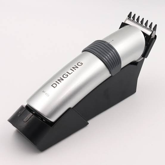 2026/08/1000433509.jpg Dingling RF-609 Hair Trimmer In Pakistan