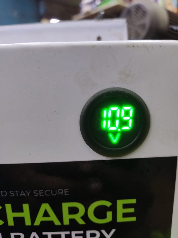 2026/09/1000432533-scaled.jpg 12V PowerBank with Built In Charger